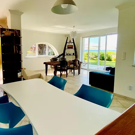 Dharma Horse Shelter & Farmping Siofok